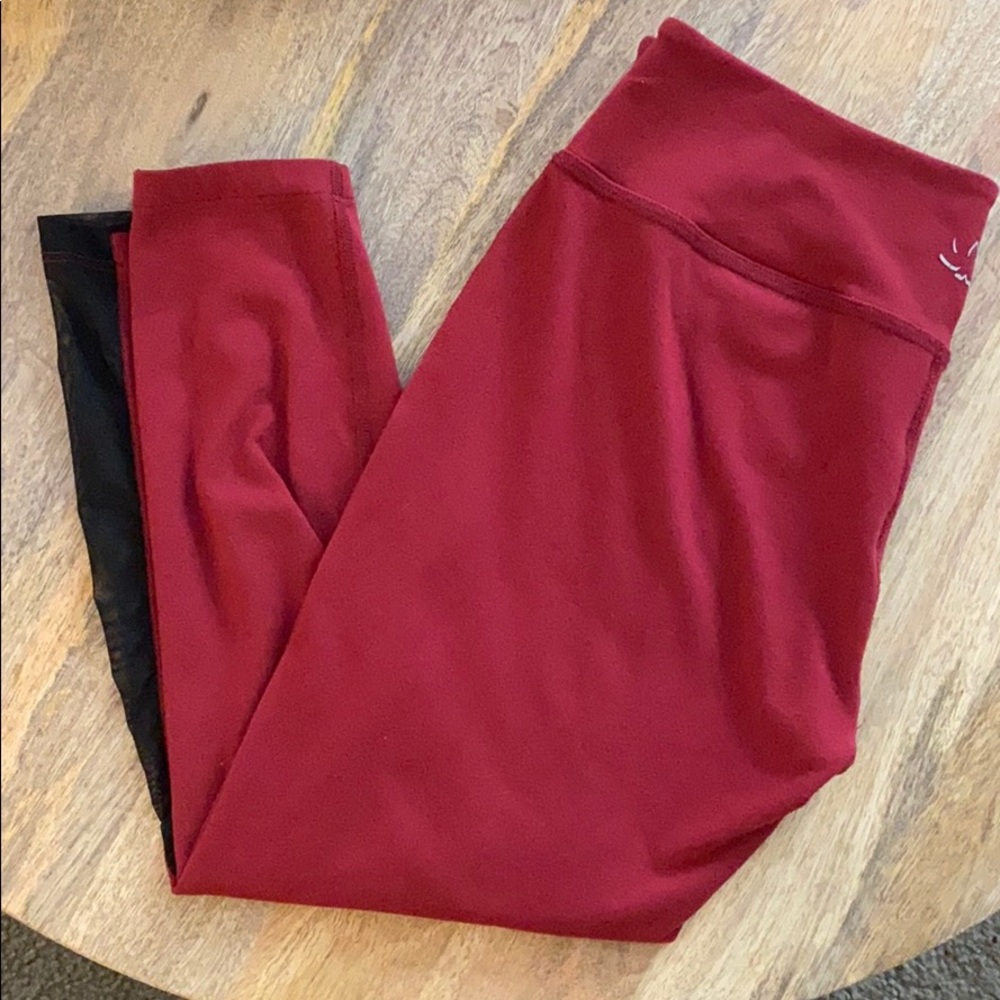 Beyond Yoga Red Capri Leggings